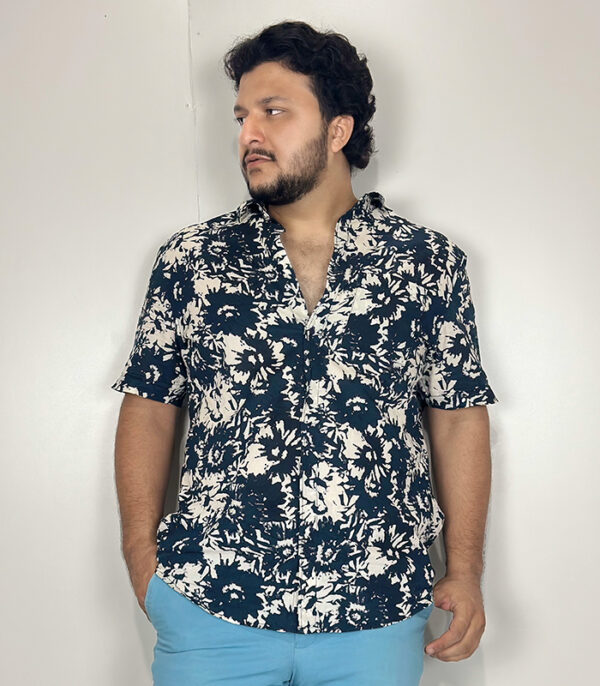 H&M Hawaiian Casual Button-Down XL Shirt